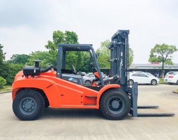 Вилочный дизельный погрузчик JAC 12 тонн