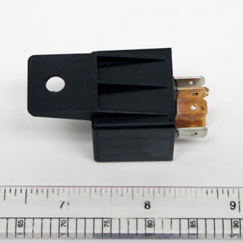 Реле 12В D167422/A114013 Doosan