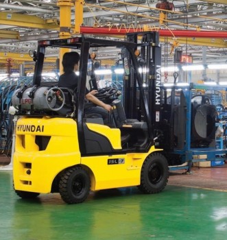 Вилочный погрузчик газовый Hyundai 15L-7 1,5 тонны