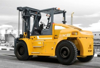 Вилочный погрузчик GROS CPCD135 13,5 т, дизельный