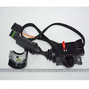 Реверс 12/24В *D80S A134026 Doosan