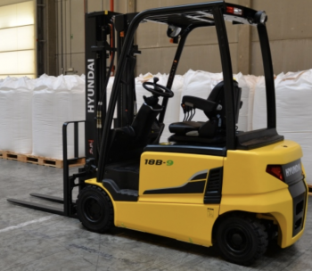 Вилочный электропогрузчик Hyundai 1,8 т 48/585 В/Ач 4 опоры