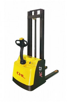 Штабелер электрический самоходный CHL CDD12-030 1,2 т 3м