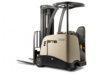 Электропогрузчик со стоячим оператором Crown 1,5 т 36/775 В/Ач 3 опоры