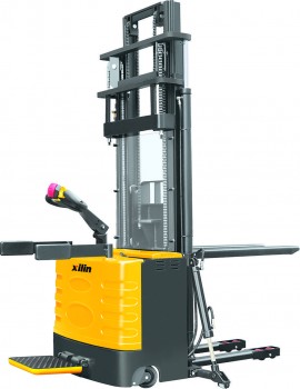 Штабелер самоходный XILIN CDD20M 2000 кг 4500 мм компактный для высотных работ, с платформой