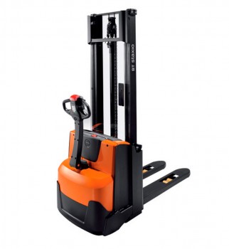 Штабелер сопровождаемый Toyota SWE100